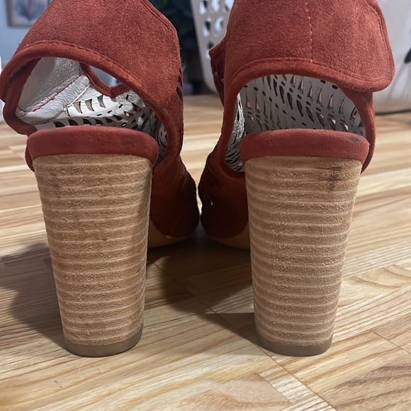 Jeffrey Campbell Open Toe Wedge - Picture 6 of 8